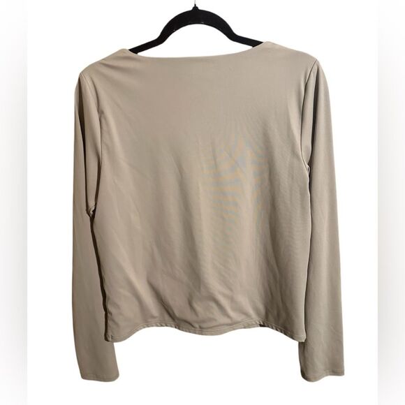 Old Navy Long Sleeve V-Neck Cropped Top Pullover Beige Layer Women's Size L - Picture 2 of 8